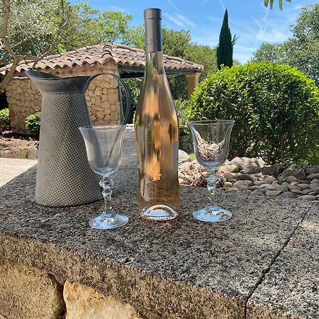 Mas La Floreline Couette-café Cheval-Blanc
